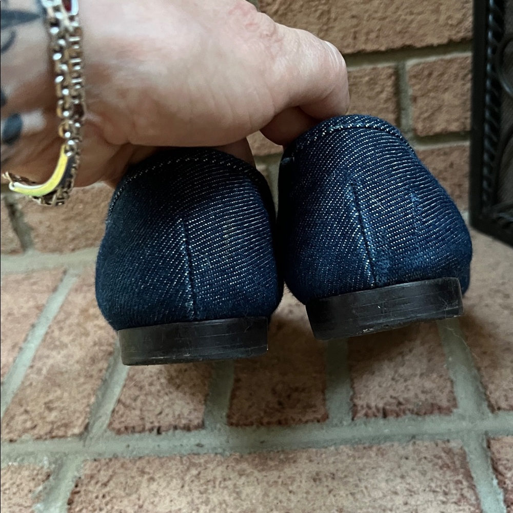 Enzo Angiolini Navy and Tan Loafers - Picture 5 of 9